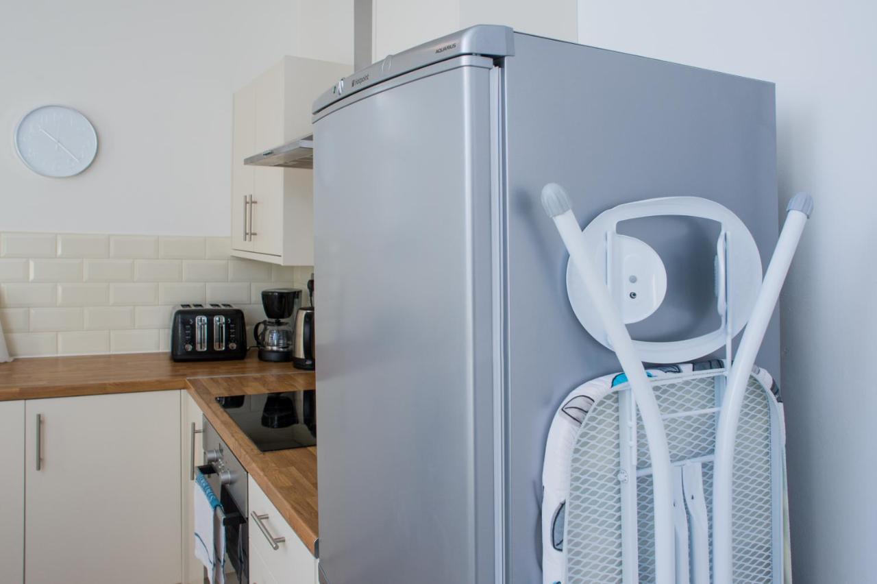 Mycityhaven - 3 Bedroom Shirehampton Flat Near Avonmouth & M4 Bristol Extérieur photo